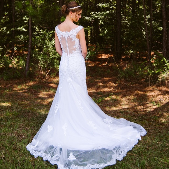 Meet your Posher, Lia - Picture 6 of 7